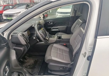 Citroen C5 Aircross SUV 1.2 PureTech 130KM 2019 Citroen C5 Aircross Pierwszy wlasciciel. Salon Polska 1.2 Benzyna 130KM, zdjęcie 4