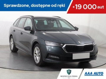 Skoda Octavia III Kombi Facelifting 2.0 TDI 150KM 2020 Skoda Octavia 2.0 TDI, Salon Polska