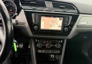 Volkswagen Touran III 1.4 TSI 150KM 2018 Volkswagen Touran 1.4Tsi 150 PS Full led NAVI Extra stan 1.4 Benzyna, zdjęcie 14