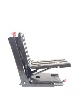 Универсальное СИДЕНИЕ для трактора, красного цвета.