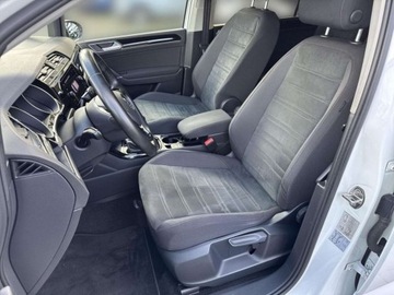 Volkswagen Touran III 1.5 TSI EVO 150KM 2019 Volkswagen Touran TSI 150KM Highline 7 os. R-Line Exterieur LED Nawiga, zdjęcie 10