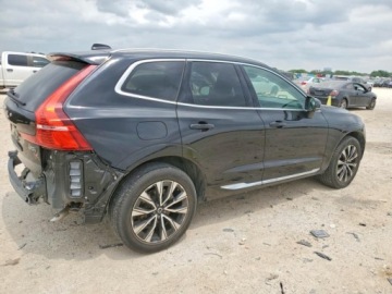 Volvo XC60 II 2023 Volvo XC 60 Plus 2023 2.0 Benzyna 247KM, zdjęcie 3