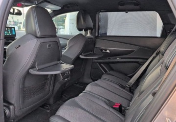 Peugeot 5008 II Crossover Facelifting 1.5 BlueHDi 130KM 2023 Peugeot 5008 1.5 BlueHDi Allure Pack SS EAT8 SalonPL FVat Zadbany Serwis A, zdjęcie 9