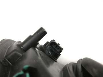 POLESTAR 2 POKRYWA WLEWU PALIWA KLAPKA GNIAZDA ŁADOWANIA 31663686