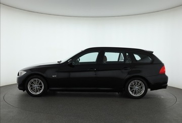 BMW Seria 3 E90-91-92-93 Touring E91 2.0 318i 143KM 2011 BMW 3 318 i, Skóra, Klima, Klimatronic, Tempomat, zdjęcie 2