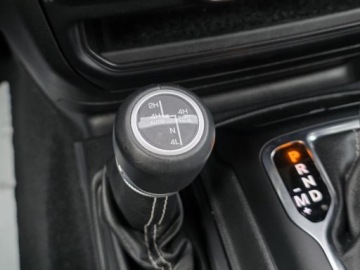 Jeep Wrangler IV Sahara Plug-In Seria 6 2.0 4xe 381KM 2021 JEEP WRANGLER Sahara, 2.0l 4xe Plug-in-Hybrid 381KM * Przebieg:40, 342km, zdjęcie 19