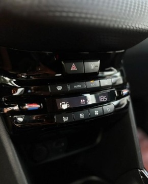 Peugeot 2008 I SUV 1.2 PureTech 110KM 2015 Peugeot 2008 Compass Czujniki Navi Gwarancja w cenie Warszawa VKXA 1.2, zdjęcie 22