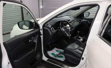 Nissan X-Trail III Terenowy 1.6 dCi 130KM 2016 Nissan X-Trail Panorama, K.Cofania, Tempomat, Swiatla LED, El.Fotele, El., zdjęcie 9