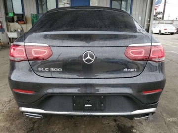 Mercedes GLC C253 2020 Mercedes-Benz GLC 2020, 2.0L, 4x4, COUPE, od ubezpieczalni 2.0 Benzyna, zdjęcie 4