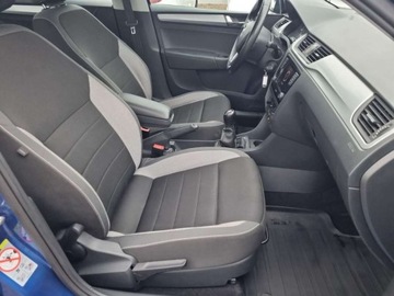 Skoda Rapid II Liftback Facelifting 1.0 TSI 110KM 2017 Skoda RAPID Skoda RAPID 1.0 TSI Ambition, polski salon, Benzyna 110KM, zdjęcie 9