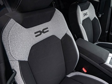 Dacia Bigster 1.8 Hybrid 156KM 2025 Od ręki - Journey 1.8 Full Hybrid 155KM, zdjęcie 2