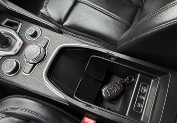 Alfa Romeo Giulia II Sedan Facelifting 2.0 Turbo 280KM 2020 Alfa Romeo Giulia 280kM TYLKO 34tys.km PISEMNA GWARANCJA w cenie Transpo, zdjęcie 38