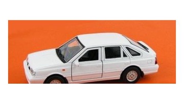 POLONEZ CARO PLUS 1:39 BIAŁY