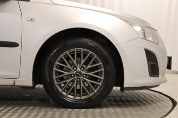 Chevrolet Cruze Hatchback 5d 1.8 16V DOHC 141KM 2012 Chevrolet Cruze 1.8 i 16V, Salon Polska, zdjęcie 13