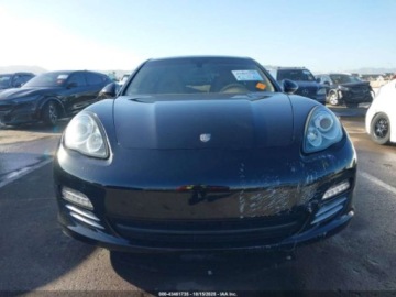 Porsche Panamera I Liftback 3.6 V6 300KM 2011 Porsche Panamera 4 2011 3.6l 3.6 Benzyna 300KM, zdjęcie 7