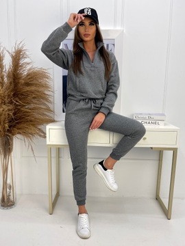 C70 r. S МОДНЫЙ ЖЕНСКИЙ СПОРТИВНЫЙ КОМПЛЕКТ