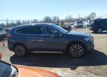 BMW X1 F48 Crossover Facelifting 2.0 25i 231KM 2021 BMW X1 2021r., Xdrive28i, 2L, od ubezpieczalni 2.0 Benzyna 231KM, zdjęcie 4