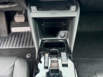 Citroen C4 III E-C4 EV 156 156KM 2025 Od ręki - e-C4 Max EV156 54kWh 156KM / Pakiet Zimowy, Techno, zdjęcie 9