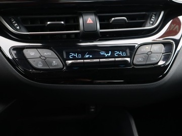 Toyota C-HR I Crossover 1.2L Turbo 116KM 2018 Toyota C-HR 1.2 Turbo, Salon Polska, Serwis ASO, zdjęcie 15