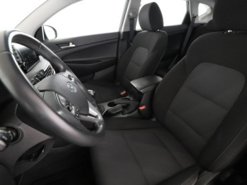 Hyundai Tucson III SUV 1.6 GDI 132KM 2018 Hyundai Tucson lift navi klima grzane fotele, zdjęcie 12