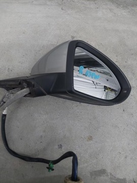 GOLF VII ZRCÁTKO PRAVÉ 13 PIN EVROPA KÓD LB7W