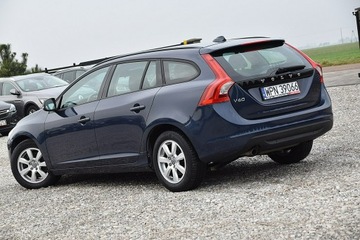 Volvo V60 I Kombi 1.6 DRIVe 115KM 2013 Volvo V60 1,6d2 115KM NAVI ALU PÓŁ-SKÓRA, zdjęcie 23