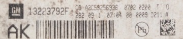 DISPLEJ AUTORÁDIO HODINY OPEL OE 13223792F