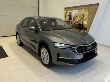 Skoda Octavia IV 2025 SKODA Octavia Selection 2.0 TSI 4x4 DSG Sedan 204KM 2025, zdjęcie 2