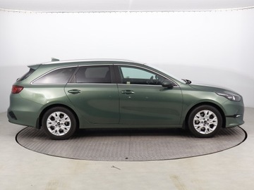 Kia Ceed III Kombi Facelifting 1.5 T-GDI 160KM 2022 Kia Ceed 1.5 T-GDI, Salon Polska, 1. Właściciel, zdjęcie 5