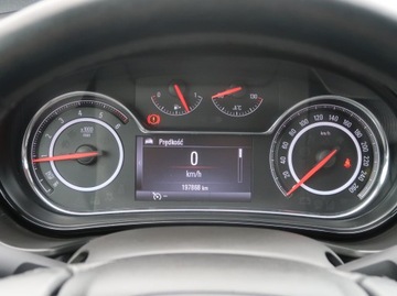 Opel Insignia I Country Tourer 1.6 CDTI Ecotec 136KM 2016 Opel Insignia 1.6 CDTI, Navi, Klima, Klimatronic, zdjęcie 10