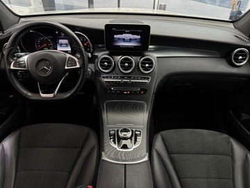 Mercedes GLC C253 SUV 2.0 250 211KM 2019 Mercedes-Benz GLC 250 4-Matic AMG Line / Burmester, zdjęcie 12