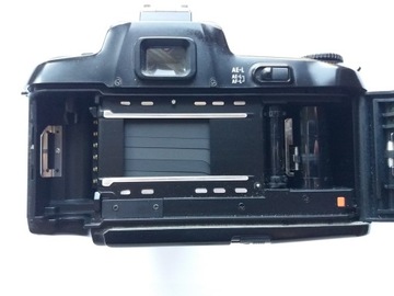 Nikon F-601 + Nikon AF Nikkor 35-80 мм 1:4-5.6D