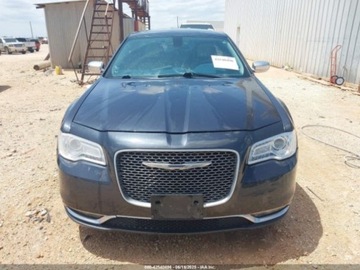 Chrysler 300C II 2015 Chrysler 300C Platinum 2015 5.7l 5.7 Benzyna 363KM, zdjęcie 7