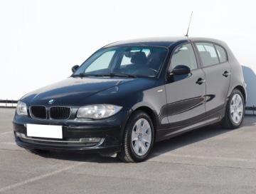 BMW Seria 1 E81/E87 Hatchback 5d E87 1.6 116i 122KM 2007 BMW 1 116i, Klima, Parktronic, zdjęcie 1