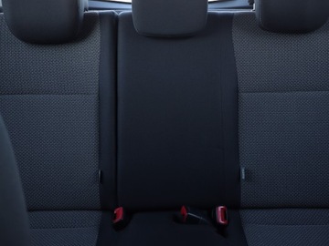 Toyota Yaris III Hatchback 5d Facelifting Hybrid 100KM 2015 Toyota Yaris 1.5 Hybrid, 1. Właściciel, zdjęcie 9