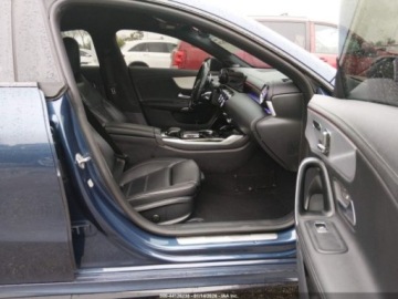 Mercedes CLA C118/X118 2020 Mercedes-Benz CLA 2020 Mercedes-Benz CLA AMG CLA 35 4MATIC Coupe 2.0 302KM, zdjęcie 10