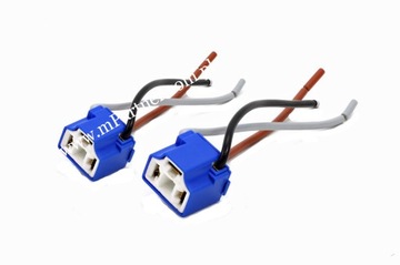 Патрон лампочки Н4 (со штырями).