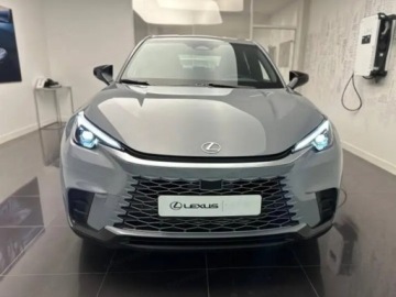 Lexus LBX 1.5 Hybrid 136KM 2025 LEXUS LBX LBX 1.5 Hybrid Suv 136KM 2025, zdjęcie 2