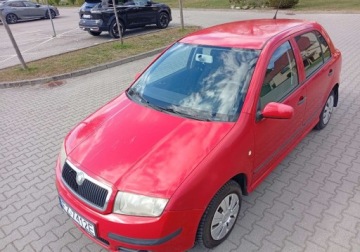 Skoda Fabia I 2005 Skoda Fabia Kupiony w Polsce - ubezpieczony - benzyna - 5 drzwi 1.2 Benzyna, zdjęcie 3