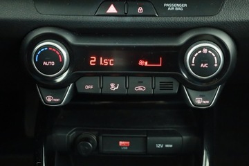 Kia Stonic I Crossover Facelifting 1.0 T-GDI 100KM 2023 Kia Stonic 1.0 T-GDI, Salon Polska, 1. Właściciel, zdjęcie 9