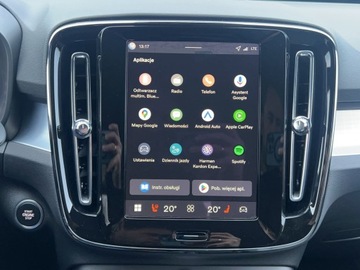 Volvo XC40 Crossover Facelifting 2.0 B3 163KM 2025 Volvo XC 40 VOLVO XC40 B3 Plus Dark Benzyna (163+1, zdjęcie 23