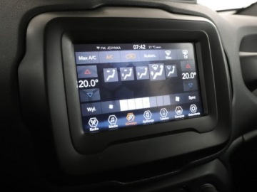 Jeep Renegade SUV Facelifting 1.0 GSE T3 Turbo 120KM 2020 Jeep Renegade klima auto navi czujniki parkowania, zdjęcie 25