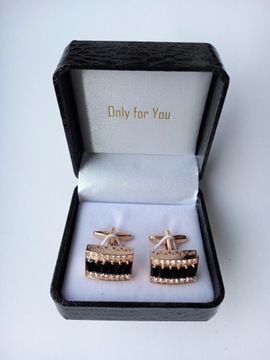 Запонки «Захватывающие лыжники» для лыжного спорта