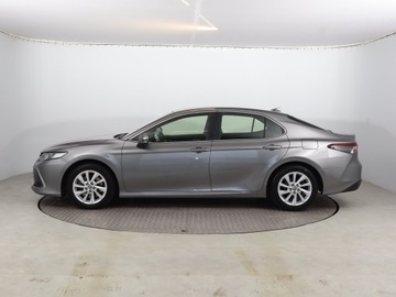 Toyota Camry IX Sedan 2.5 Hybrid Dynamic Force 218KM 2021 Toyota Camry 2.5 Hybrid, Salon Polska, zdjęcie 2