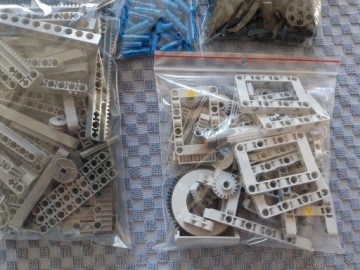 LEGO Technic 42097 Кран-паук.