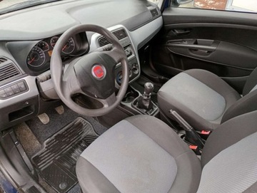 Fiat Punto Grande Punto Hatchback 5d 1.2 8v 65KM 2010 Fiat Punto Ozarow Mazowiecki 1.2 benzyna 2010 rok KOMIS TYSIAK, zdjęcie 5