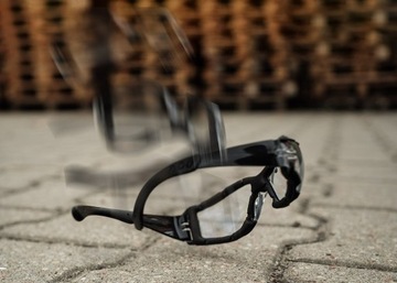 БЕЗОПАСНЫЕ ОЧКИ С ПЕНОВОЙ ВСТАВКОЙ, БЕЛЫЕ ЛИНЗЫ, КЛАСС УСТОЙЧИВОСТИ NEO