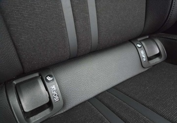 Opel Adam Hatchback 1.4 87KM 2014 Opel Adam 1.4Benz 87KM Nowy rozrzad Isofix Klima Bluetooth Abs Esp Oplacon, zdjęcie 12