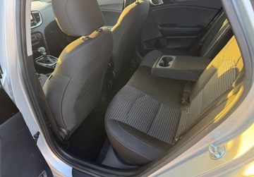 Kia Ceed III Kombi Facelifting 1.5 T-GDI 140KM 2024 Kia Ceed 1.5T-gdi AUTOMAT Navi 7.000 km 1.5 Benzyna 140KM, zdjęcie 12