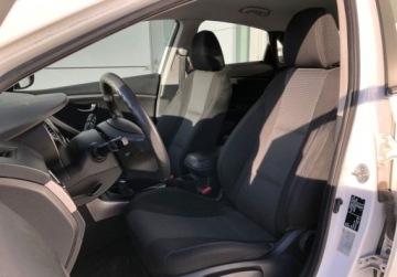 Hyundai i30 II Wagon Facelifting 1.4 MPI 100KM 2017 Hyundai i30 i30 1.4 100KM BlueDrive Base Vat Marza Tempomat, zdjęcie 5